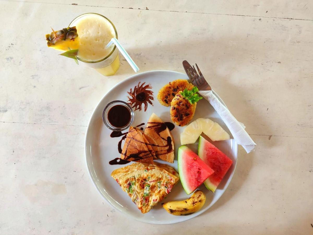 Almas Beach Boutique Hotel Makunduchi Buitenkant foto