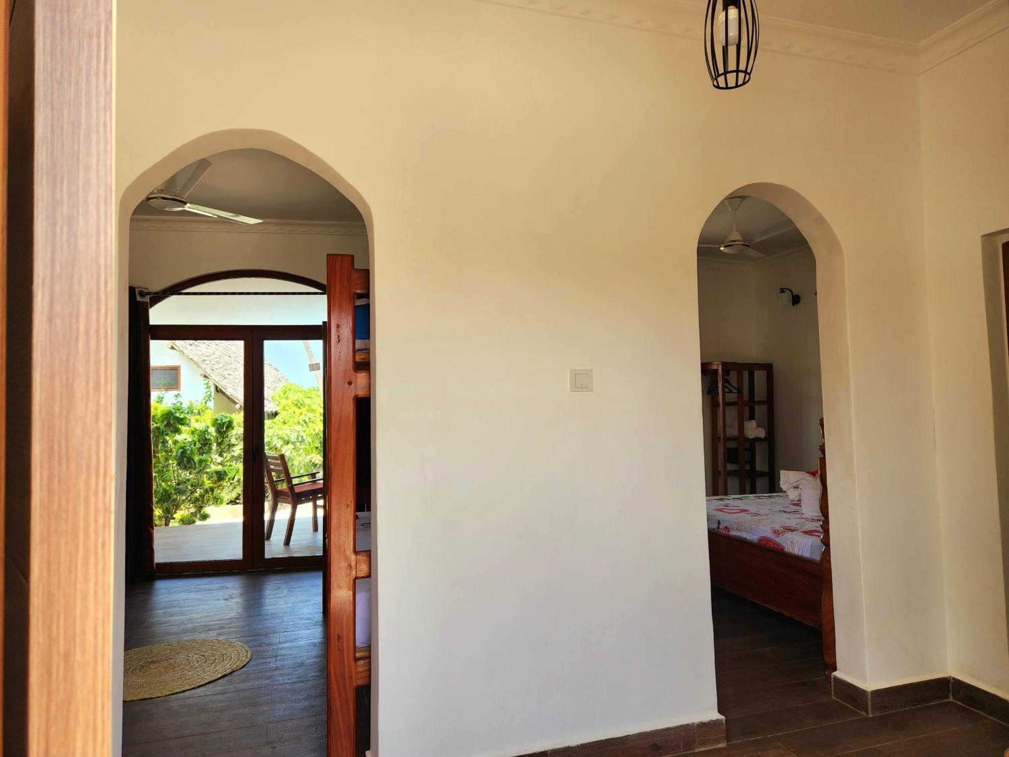 Almas Beach Boutique Hotel Makunduchi Buitenkant foto